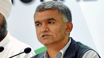Karnataka Revenue Minister Krishna Byre Gowda. (Image: PTI)