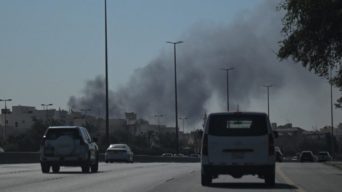 US Closes Embassy In Kuwait After Retaliatory Iranian Attacks, Urges Citizens To Leave Country