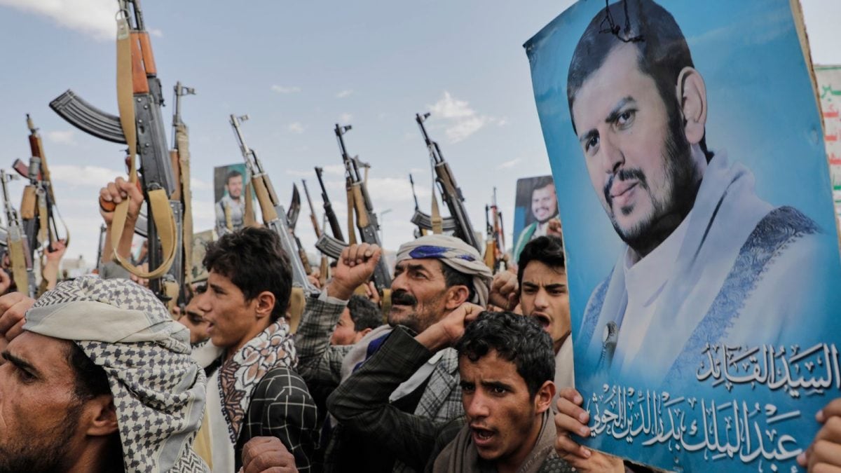 Houthis’ ‘Finger Is On The Trigger’, But Why Hasn’t Iran’s Yemen Ally Entered The War Yet?