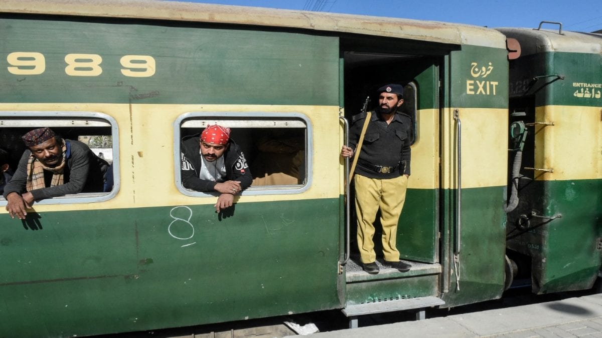 60% Of Pakistan’s Accident-Hit Shalimar Express Had ‘Dummy Coaches Without Brakes’: Probe