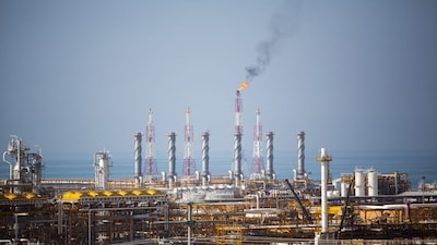 Petronet LNG, GAIL Slip As Middle East Tensions Threaten Gas Supply