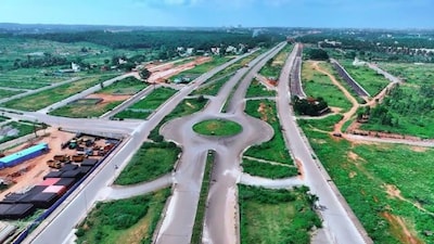Additionally, a vehicular overpass in the same zone is being developed to ensure uninterrupted traffic flow across intersecting routes. Image: X