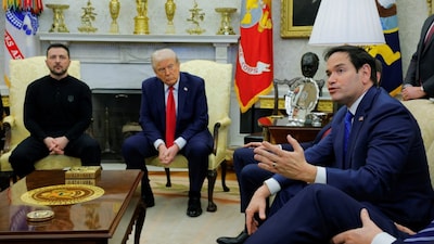 US Secretary of State Marco Rubio (R) accused Ukrainian President Zelenskyy (L) of lying on US demands on the Ukraine war. (Reuters/File)