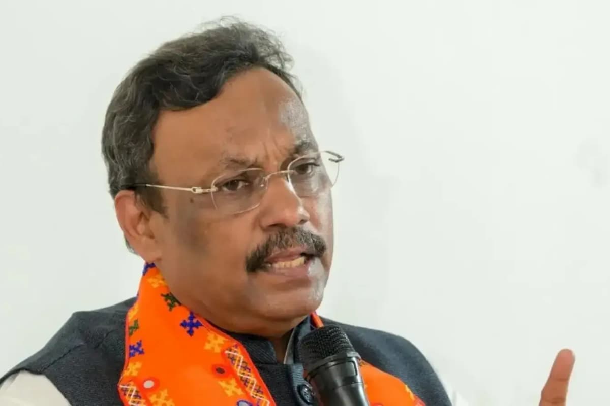 Vinod Tawde’s UP Mission: 100-Seat Challenge, Alliances & A Yogi Test For Modi-Shah’s Troubleshooter