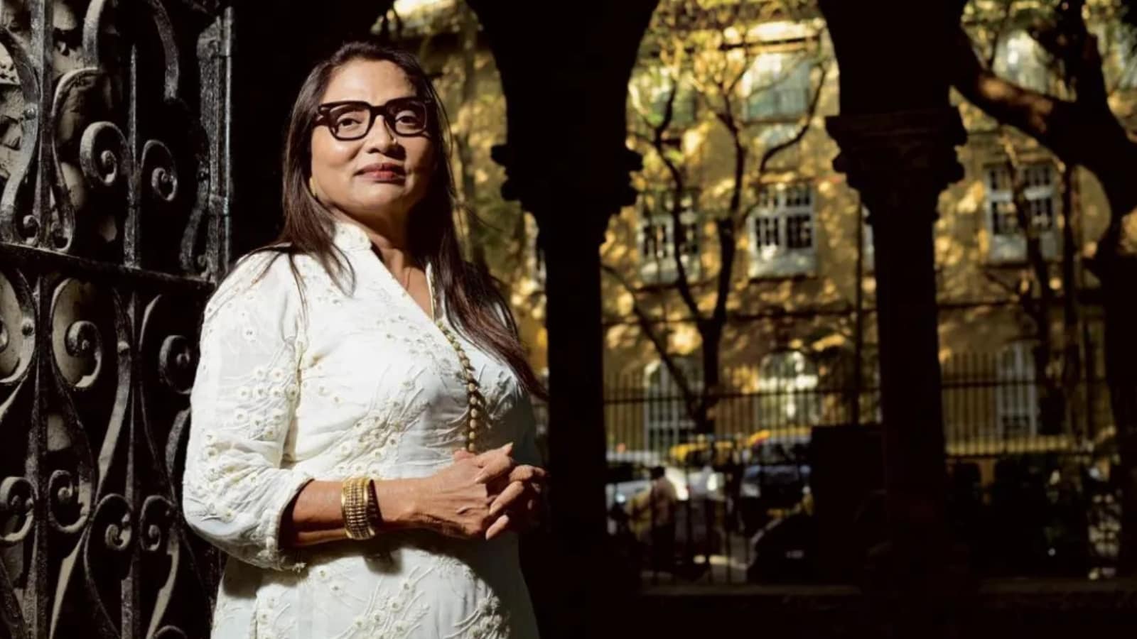 A major turning point came when she became involved with the struggling industrial company Kamani Tubes. The factory had been shut down and was buried under legal and financial troubles. Workers who had lost their livelihoods were searching for someone who could revive it. Kalpana studied the situation carefully and eventually took on the daunting challenge. Through persistence, negotiations and restructuring, she helped bring the company back to life. The revival established her reputation as a fearless entrepreneur. 