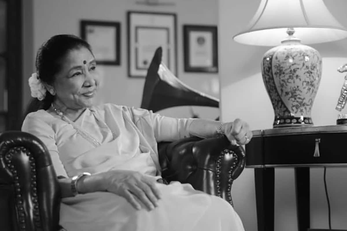 From 11000 Songs To Viral Fame: Remembering Asha Bhosle Through 7 Iconic Moments That Won Hearts Online