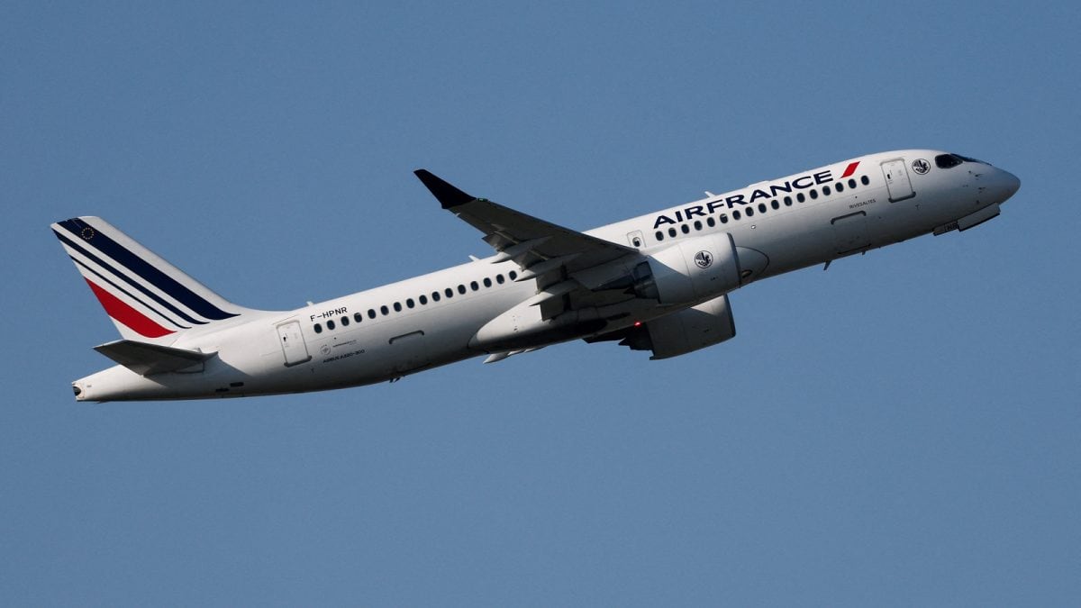 ‘Six Weeks Or So’: Europe Faces Jet Fuel Crunch As Iran War Chokes Supply, Flights May Be Hit Soon