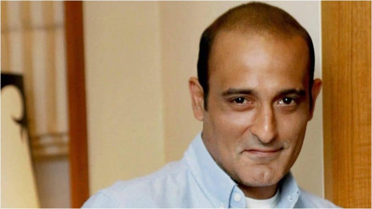 Tillotama Shome Recalls Not Recognizing Akshaye Khanna: 'Because He Was Smiling...'