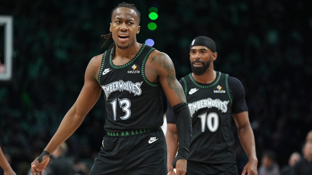Ayo Dosunmu Torches Denver; Injury-Hit Wolves Maul Toothless Nuggets In Game 4