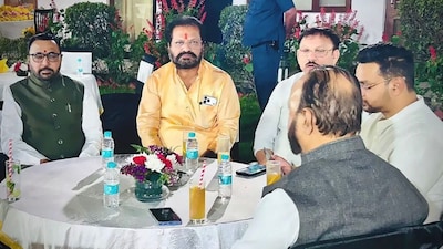 Thackeray camp MPs attending a function in Delhi hosted by Union Minister and Shiv Sena (Shinde faction) leader Prataprao Jadhav. (News18)