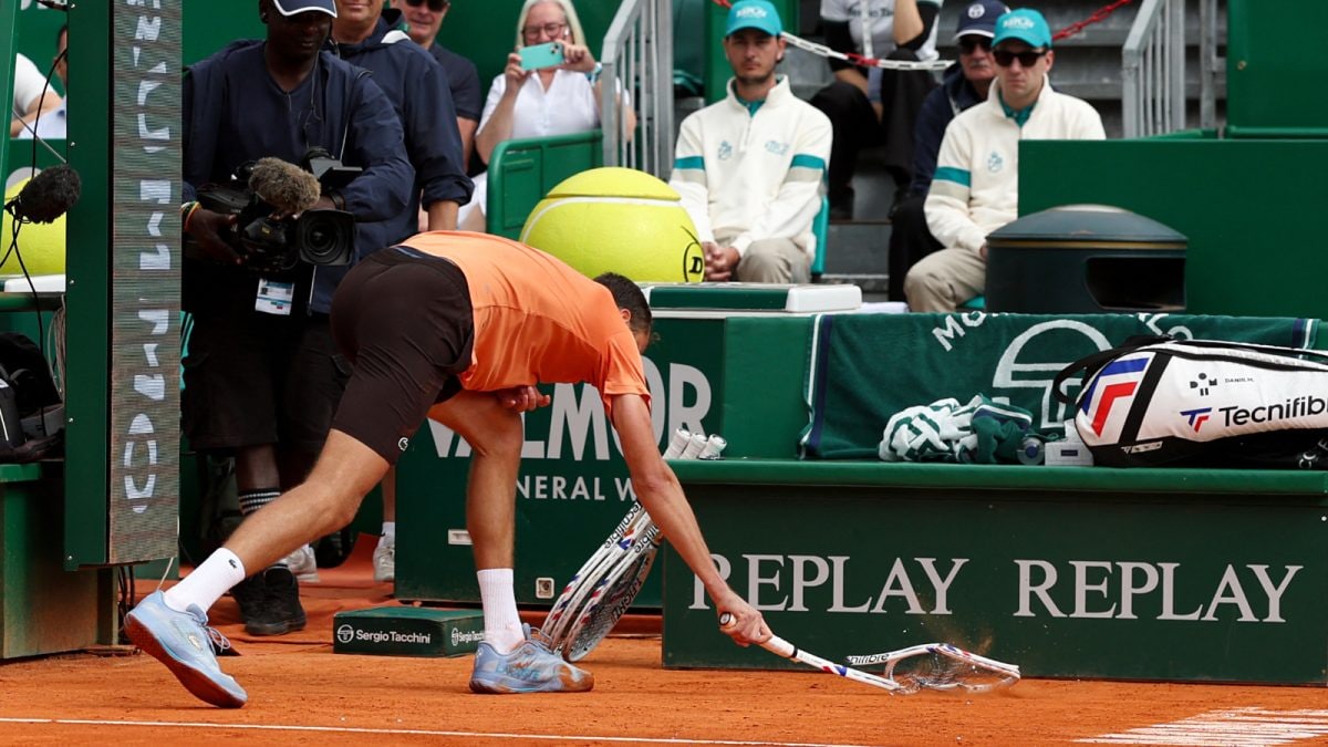 Berrettini Serves Up a Double‑Bagel Shock as Medvedev Endures Clay‑Court Catastrophe