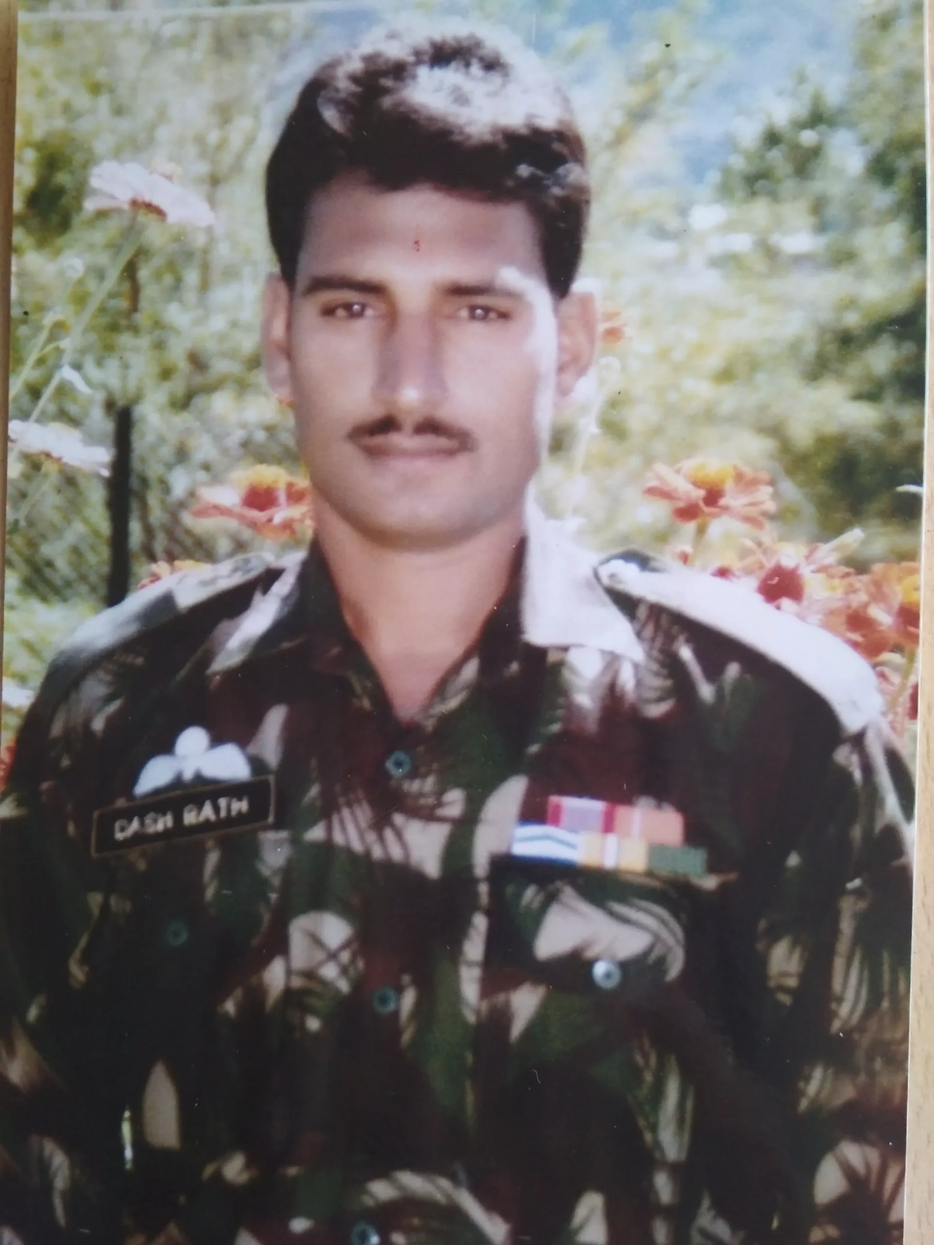 This Indian Ex-Serviceman Has 138 Degrees, 3 PhDs And 11 World Records