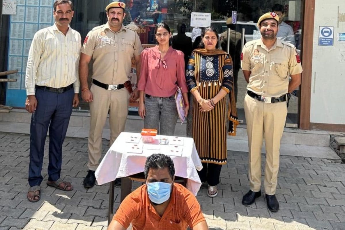 Man Uses Fake Matrimony Profiles To Trap Women, Blackmail Them For Money; Arrested