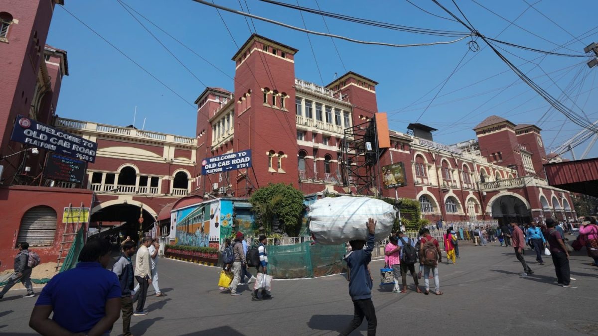 Mamata's 'International' Claim Vs BJP Pushback: Why Howrah Station Has Become Flashpoint In Bengal