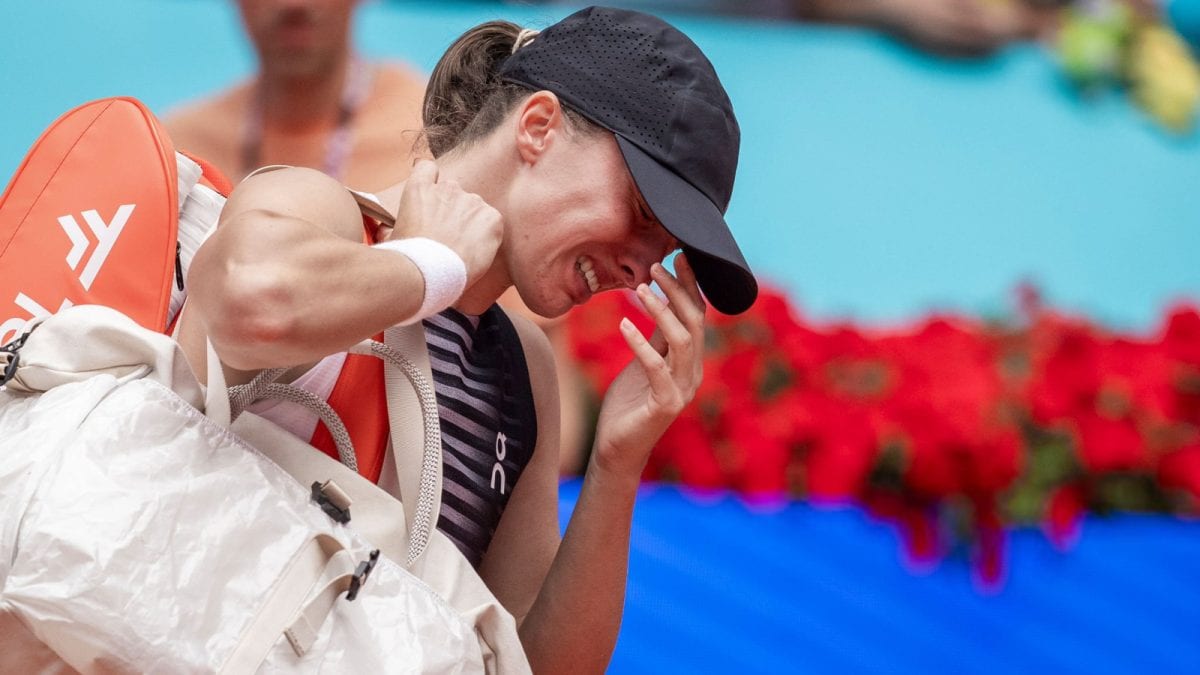 Virus Strikes Madrid: Iga Swiatek Forced Out With Stomach Illness