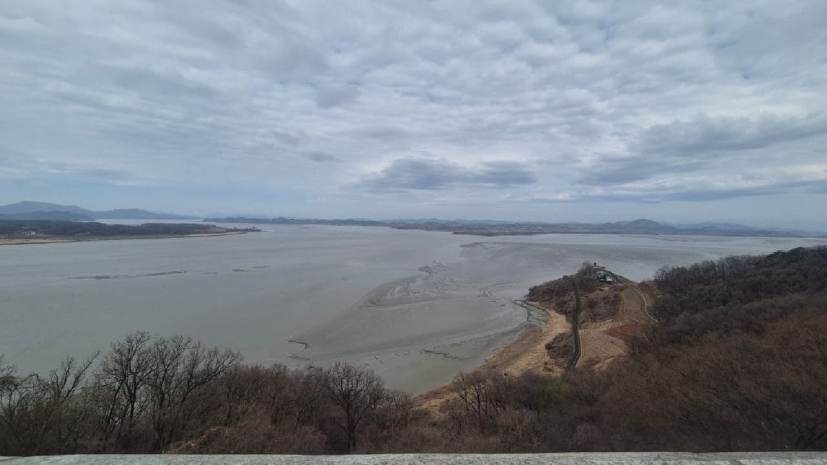 At The Edge Of War, Life Goes On: Reporting From The Korea Border