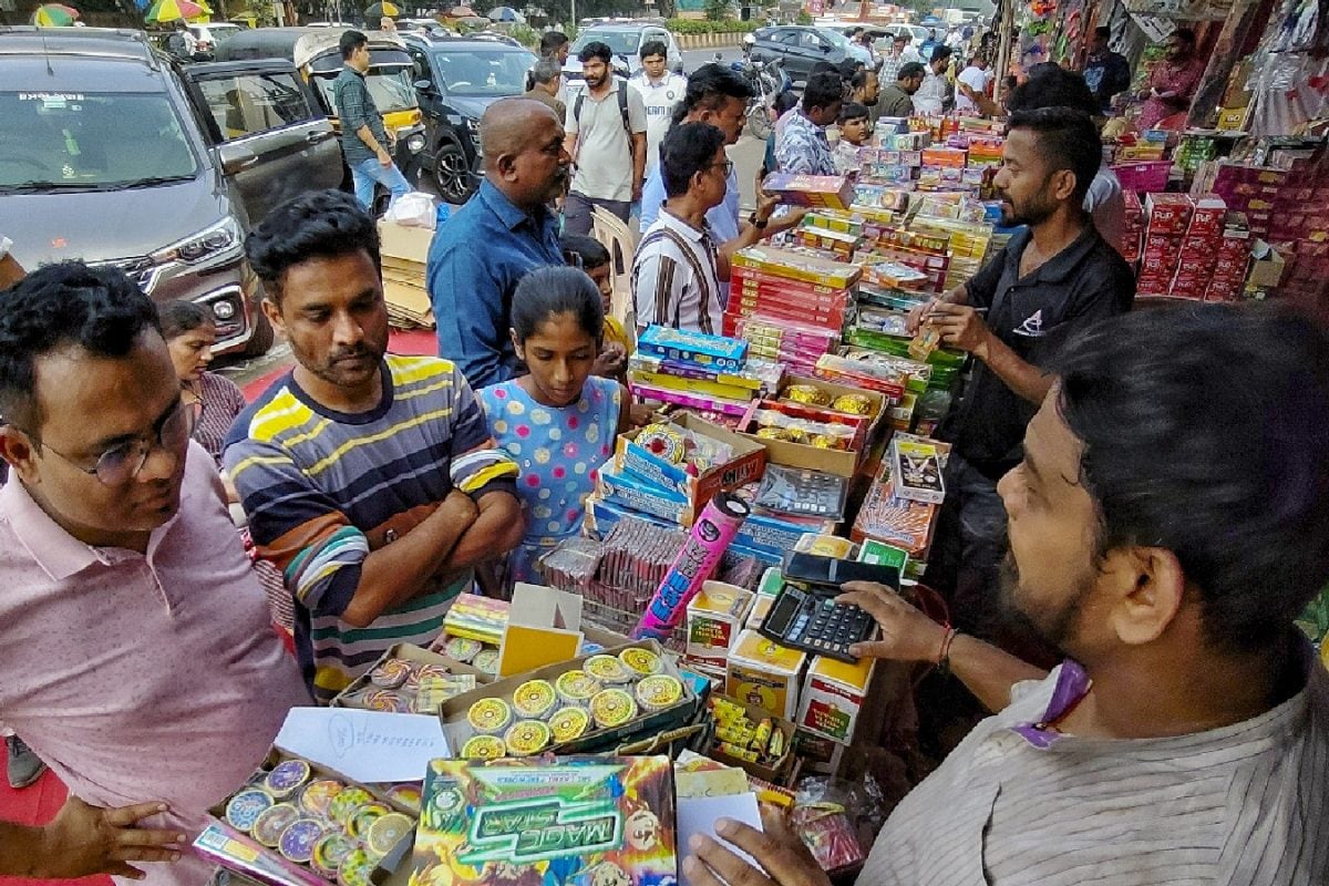 IMF Raises India FY27 Growth Forecast To 6.5%, Flags Inflation Risk From West Asia War