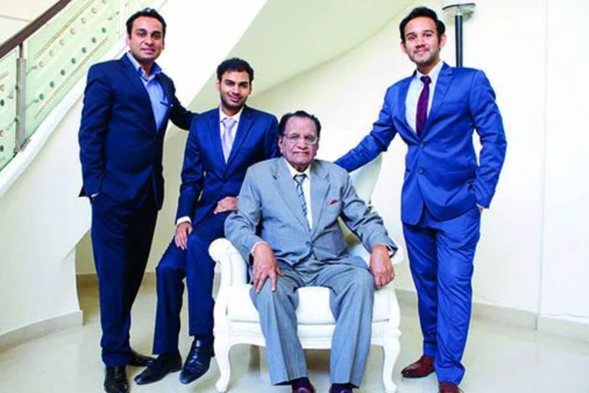 Success Story: From LIC Agent To India’s Oldest Billionaire At 93, Check His Net Worth