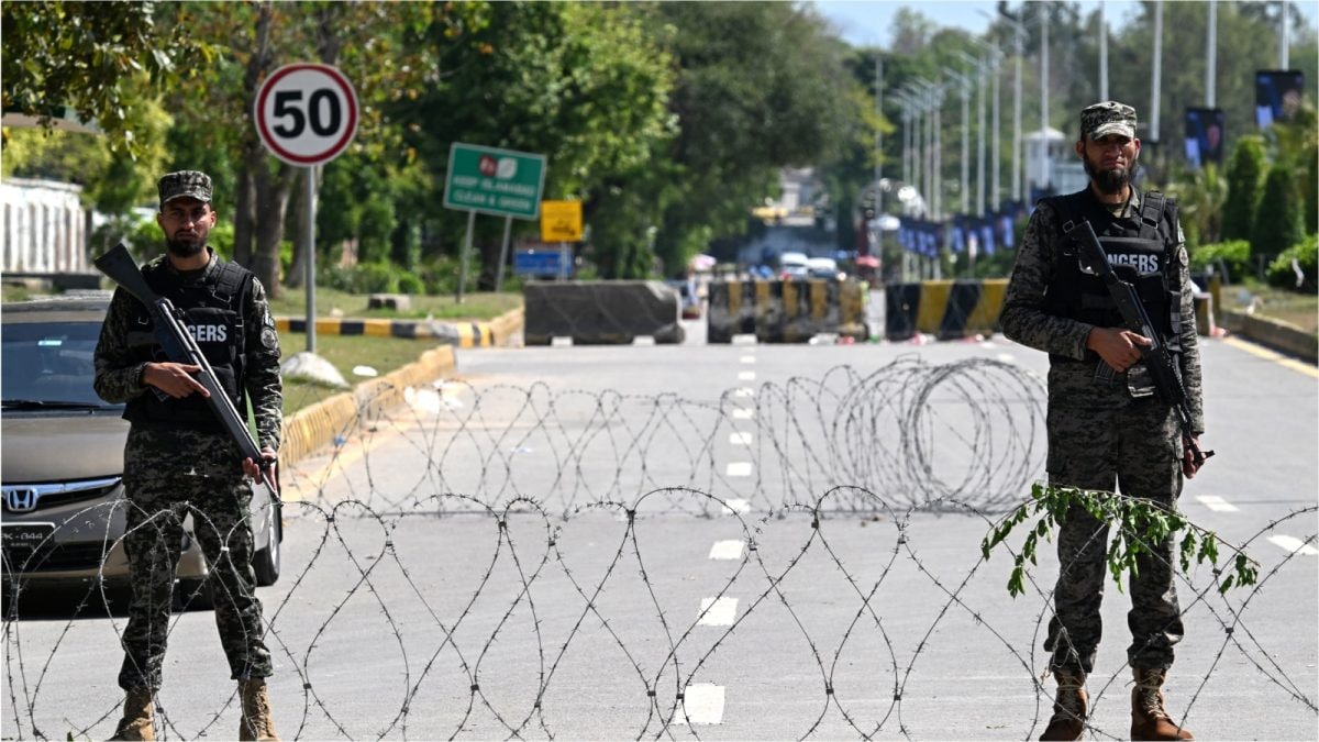 Containers, Barbed Wire Seal Roads As Islamabad Residents Confined To Homes Ahead Of US-Iran Talks