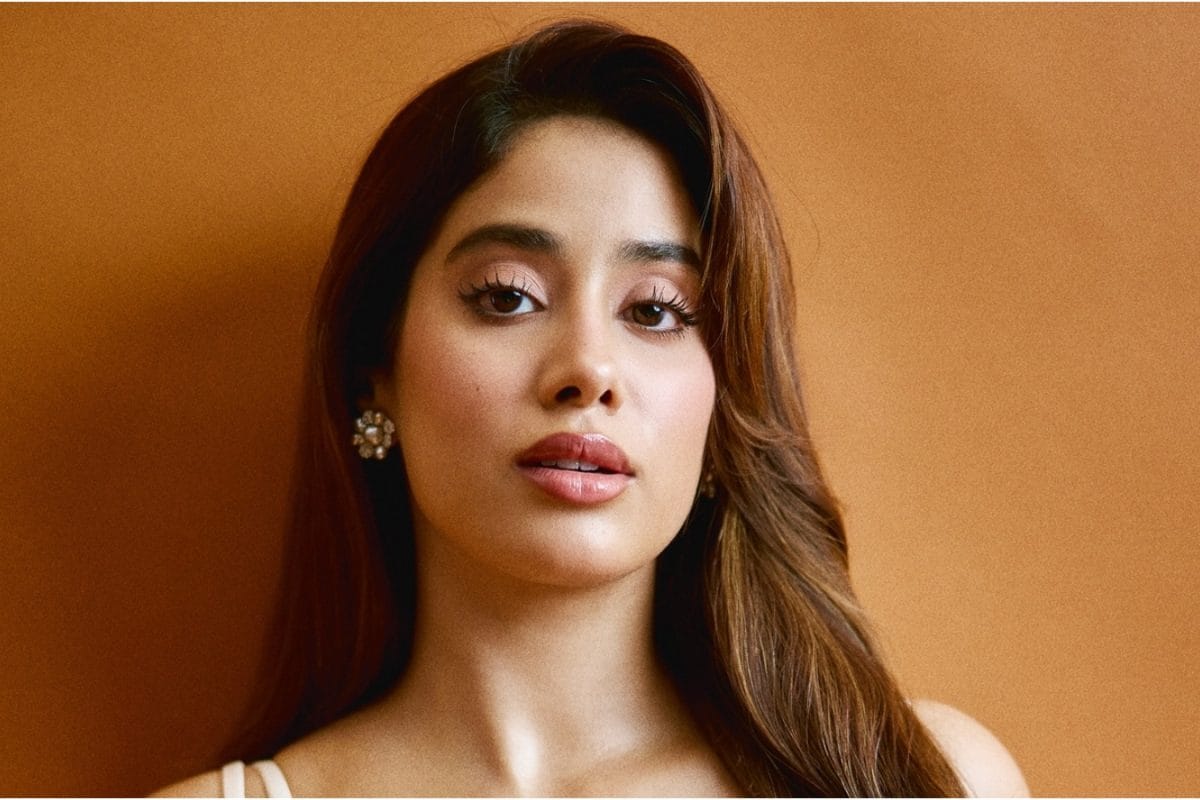 Janhvi Kapoor Reveals She Confronted Paparazzi About ‘Zooming In’ On Body Parts: ‘It’s Not Consensual’