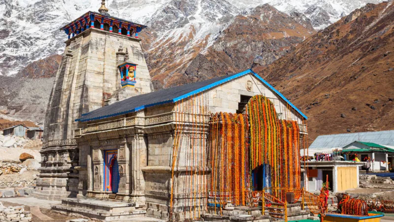 “The traditional Char Dham Yatra route from Rishikesh to Devprayag was a structured foot pilgrimage with defined halts.” Pilgrims followed a clear path and moved step by step through different locations.