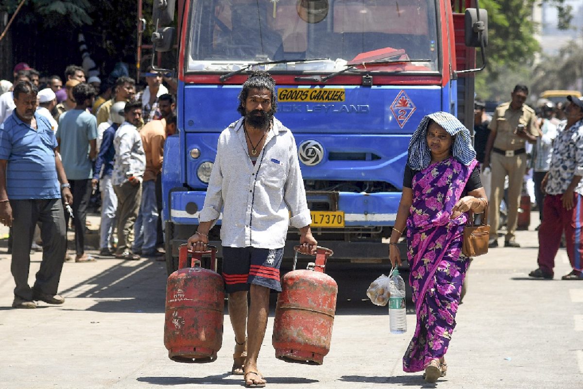 Restoring Global LPG Supply Chains Could Take 3-4 Years As West Asia War Damage Remains Unclear