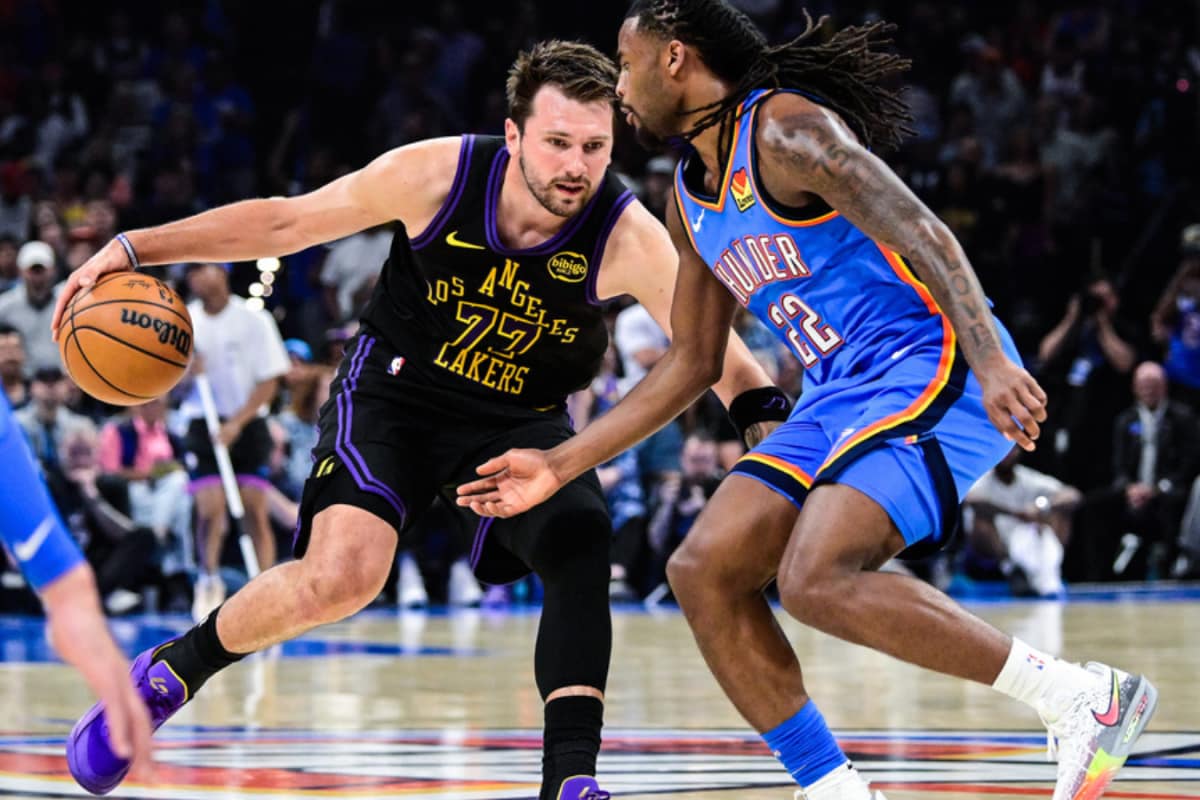 Luka Doncic Hobbles Off Injured As Oklahoma City Thunder Crush Los Angeles Lakers
