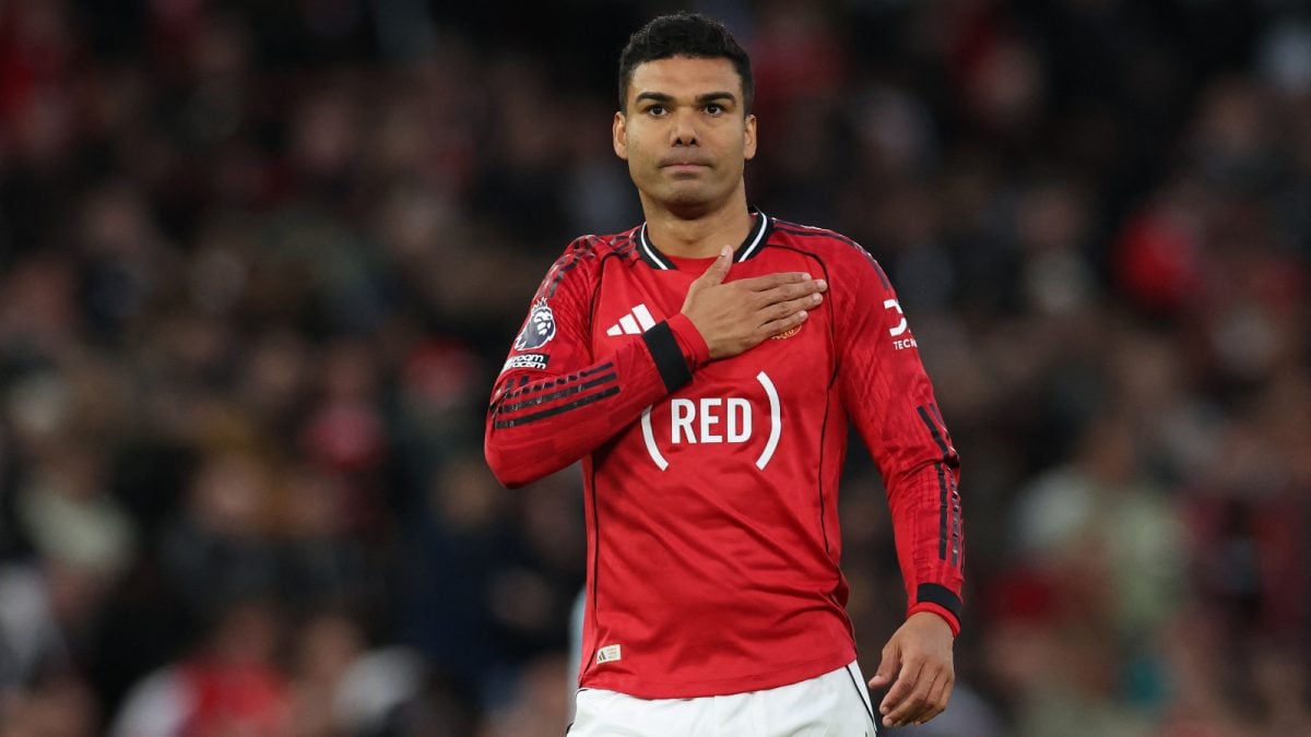 Why Did Man United Players Wear A Special (RED) Logo Jersey Last Night In The PL?