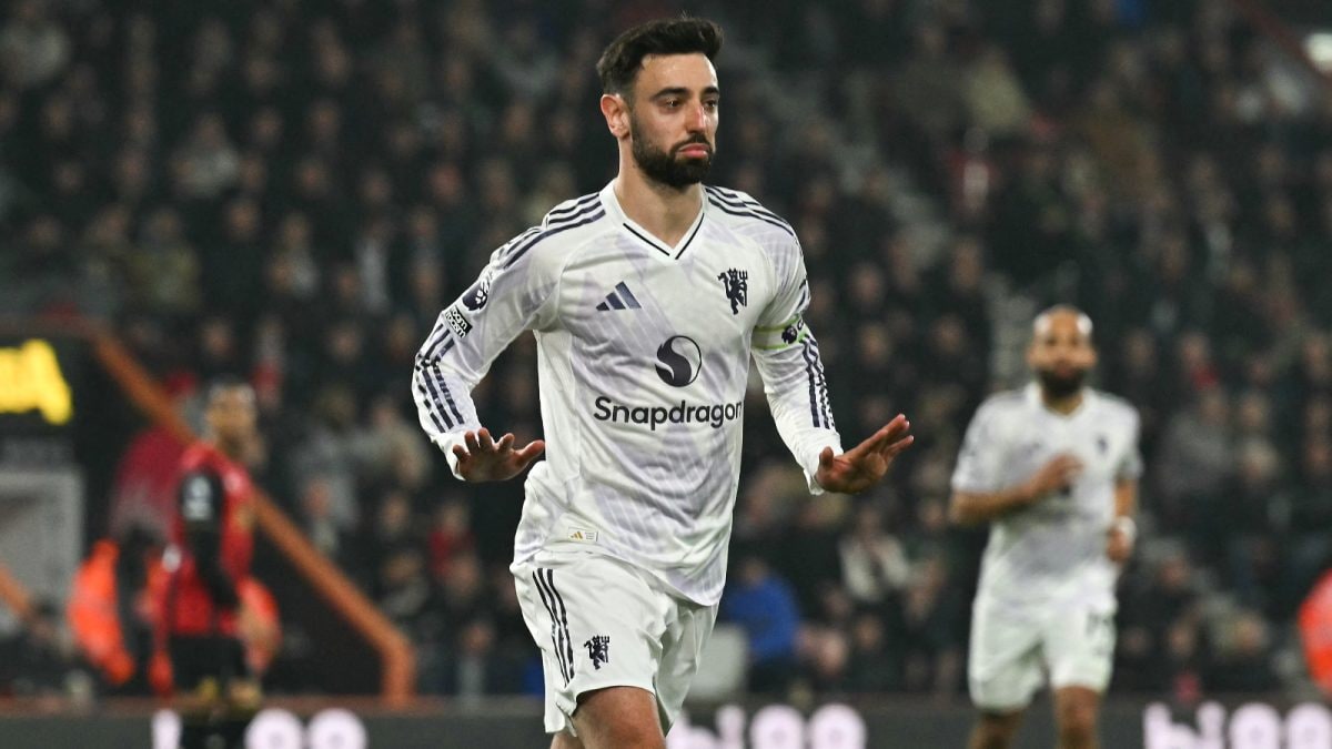 Bruno Fernandes Reveals Why He Chose To Stay At Manchester United | WATCH