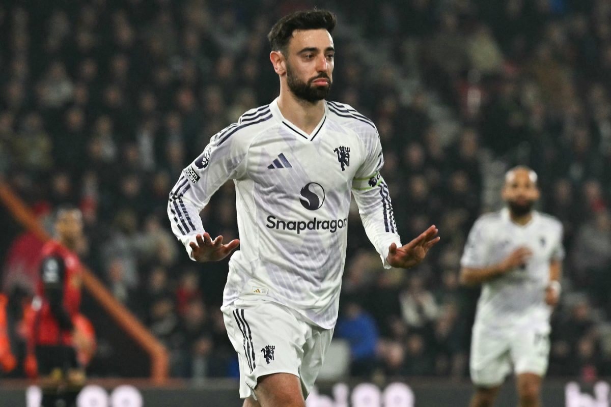 Bruno Fernandes Reveals Why He Chose To Stay At Manchester United | WATCH