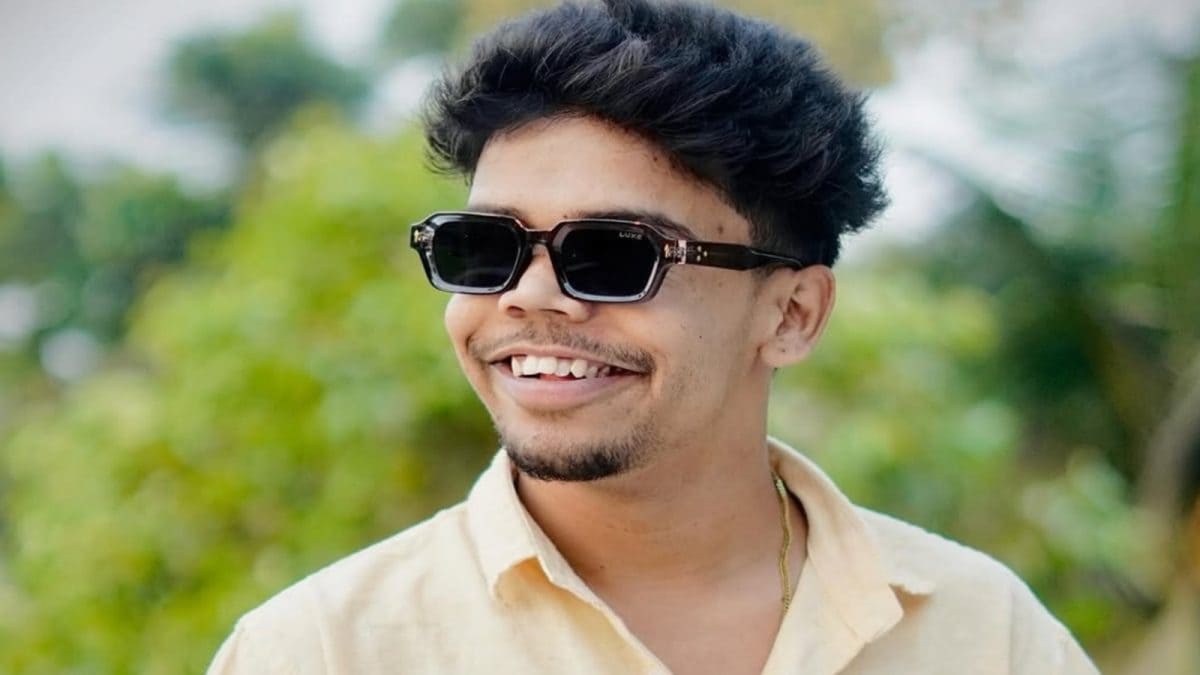 Music & Messaging: Who Is Manchu Dada And Why Is His Song 'Banglar ...
