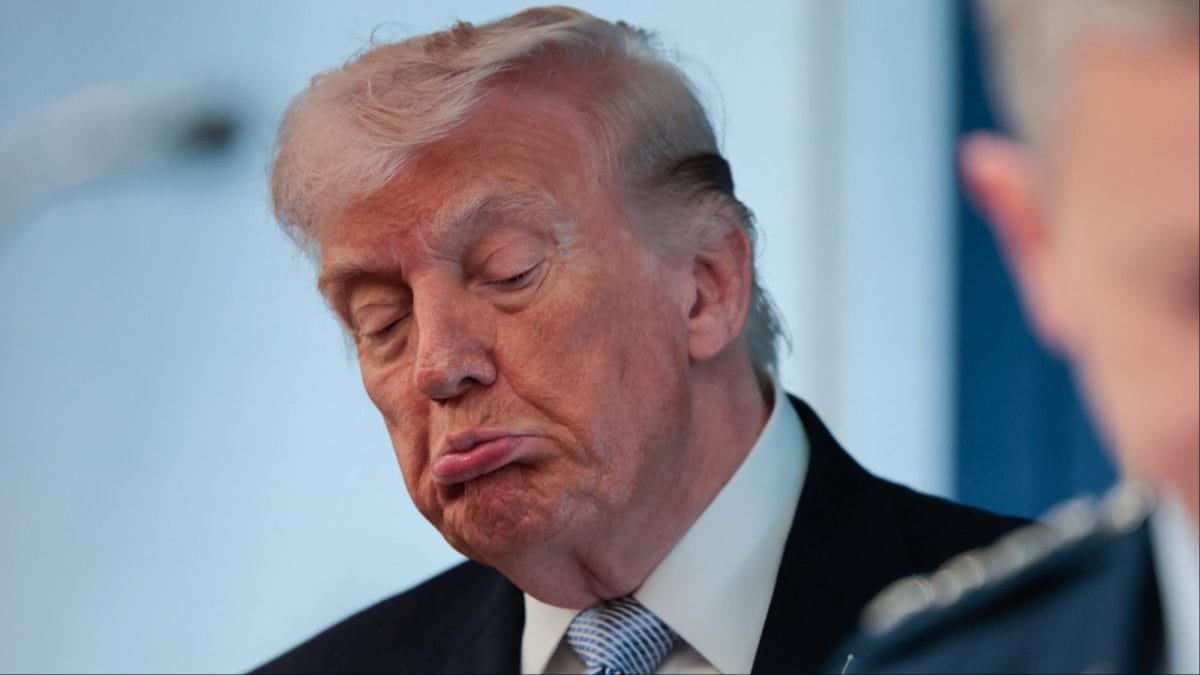 'Who Do You Think You Are': Commentator Tucker Carlson Slams Trump Over Iran Rhetoric, Deadline