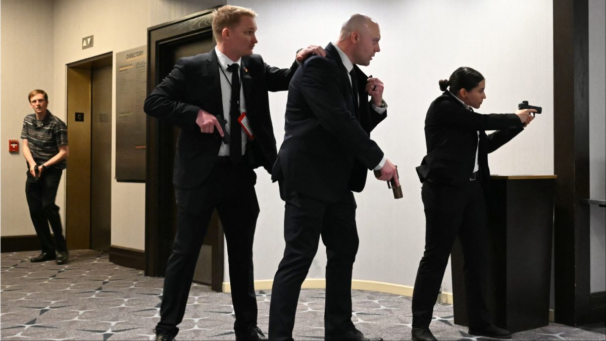 Gunman Assembled Long Weapon In Unsecured Room Before Opening Fire Near White House Dinner