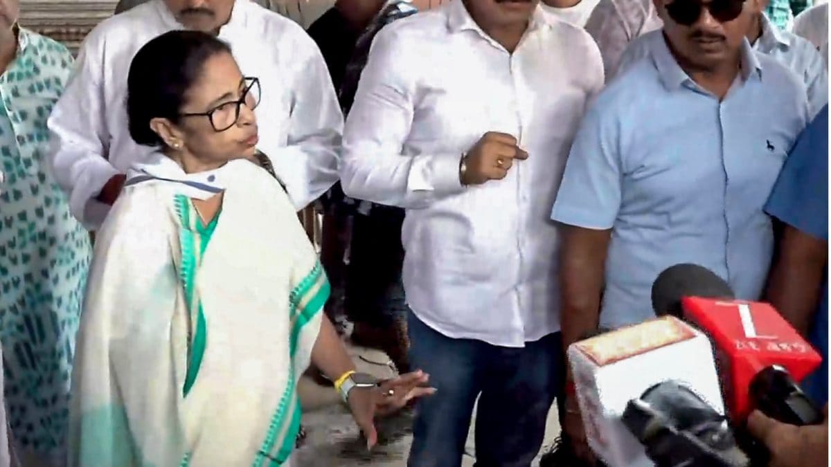 ‘TMC Will Get Two-Thirds Majority’: Mamata Banerjee Alleges CRPF, Observers ‘Beating People’
