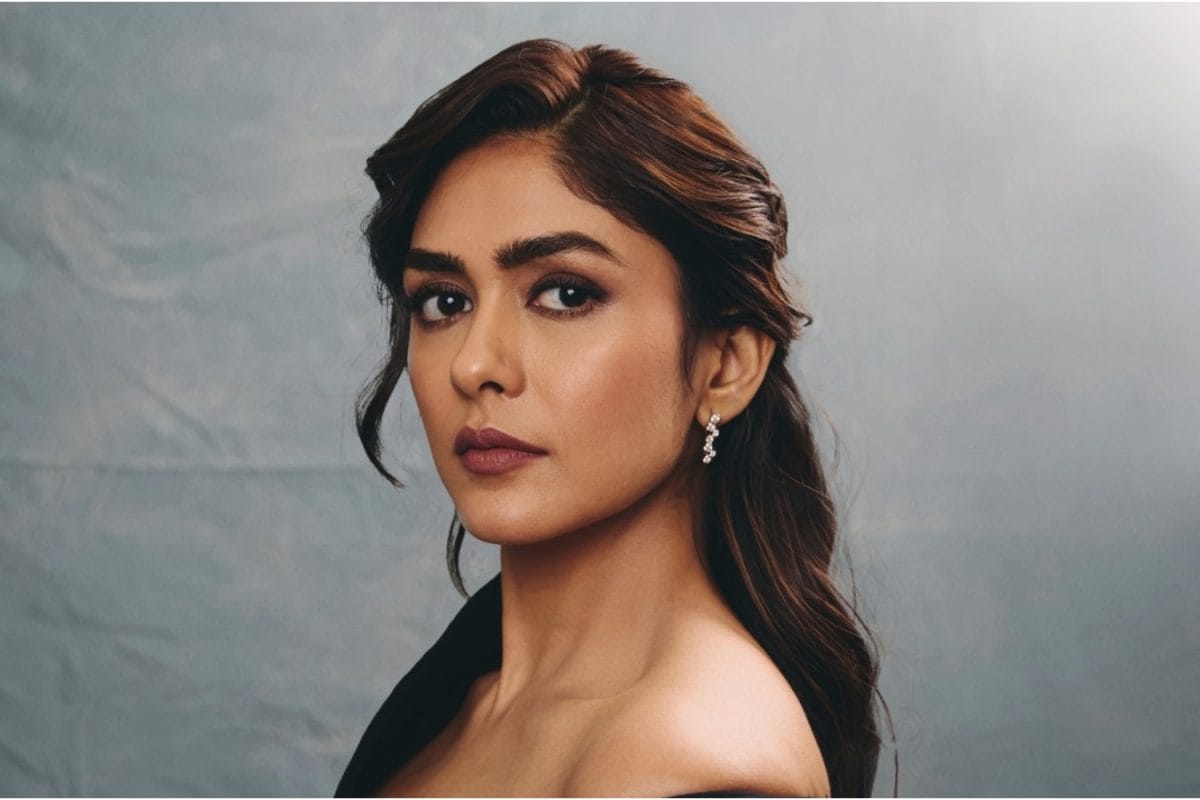 Mrunal Thakur On Turning Down ‘Tempting’ Film Offers: ‘No Matter How Big The Opportunity Is...’