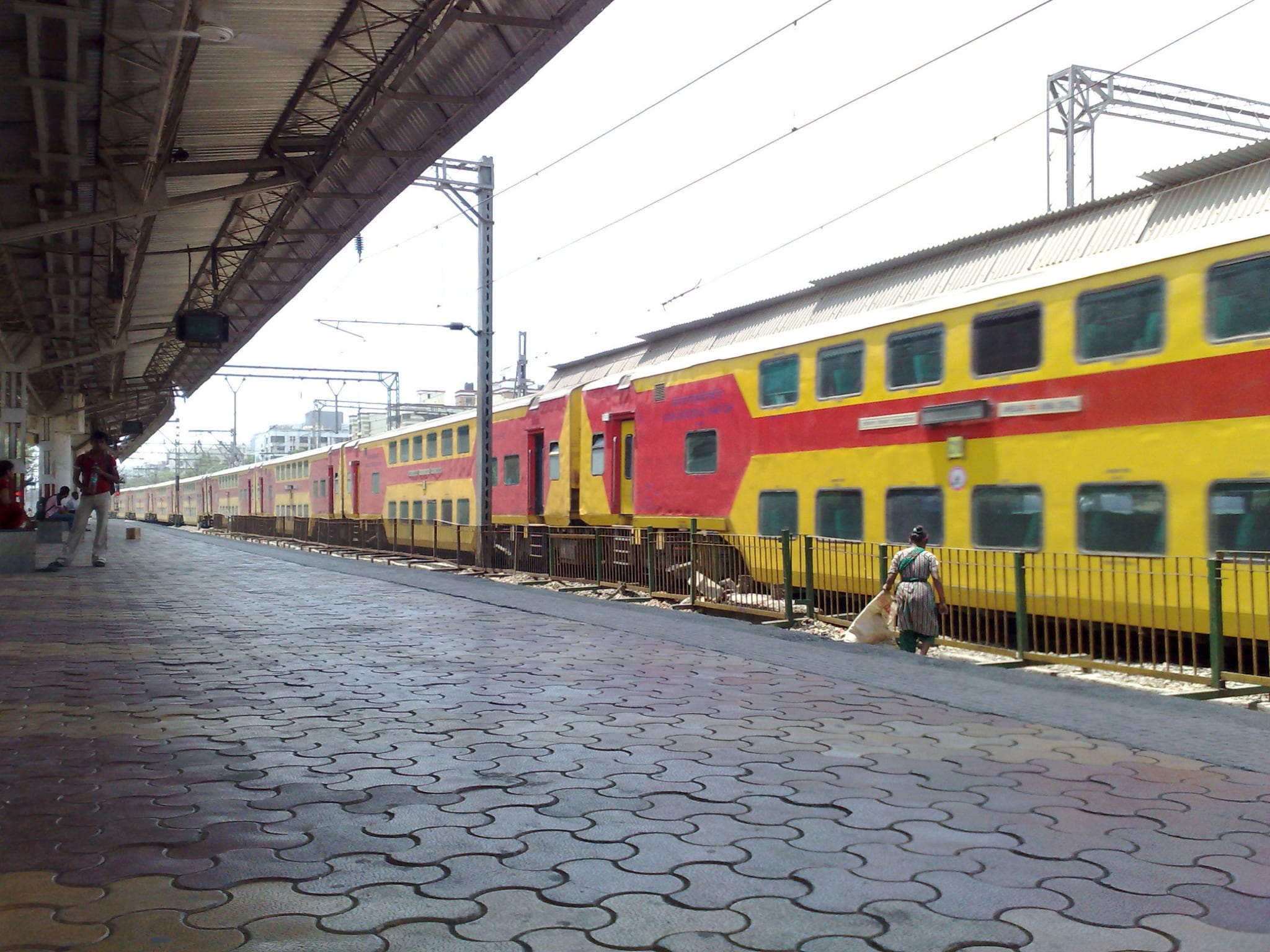 Beyond Regular Coaches: 5 AC Double Decker Trains You Can Still Ride In ...