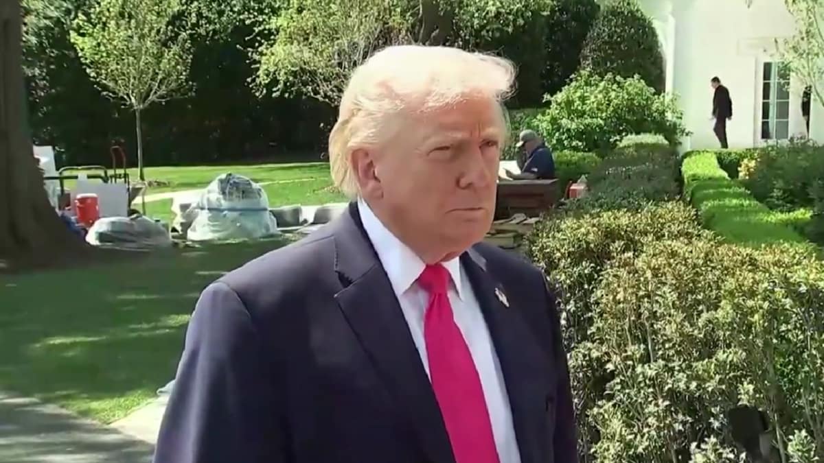 Trump Says He Might Visit Islamabad If Iran Deal Is Signed, Lebanon Trip Also On Cards