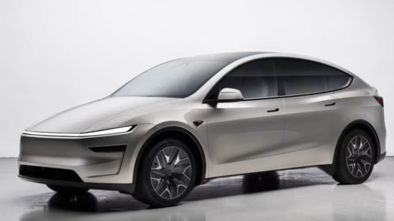 Tesla Model Y LWB Launched In India: Price, Range, Specifications And Features