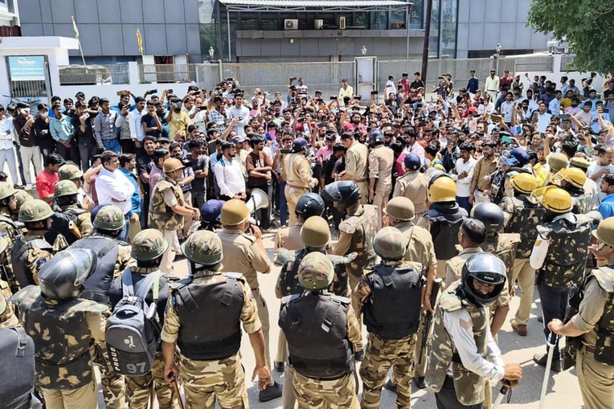 Police Flag ‘Outsiders’ Role In Noida Violent Protests, Govt Forms Probe Panel | Top Updates