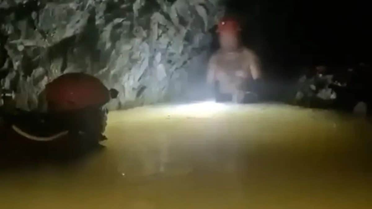 Trapped Miner Survives Without Food, Water For 14 Days Before Being Rescued In Heart-Stopping Video