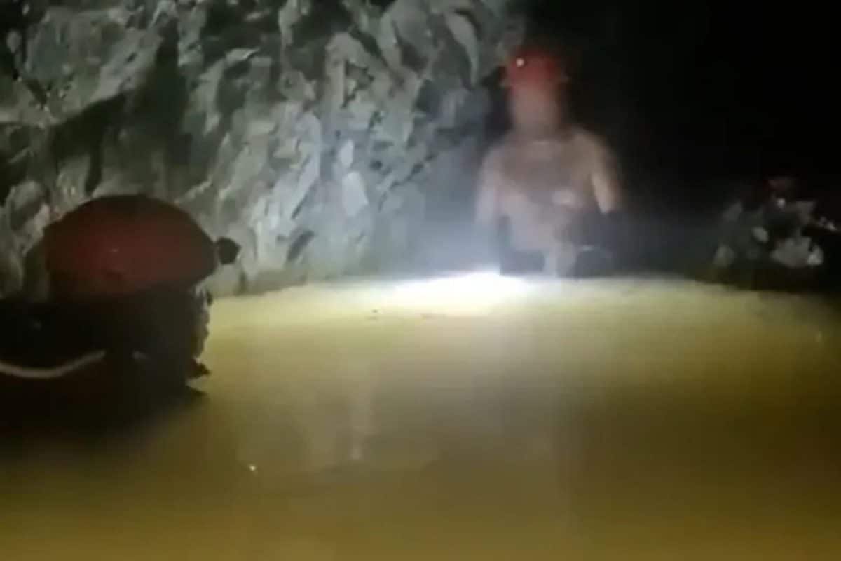 Trapped Miner Survives Without Food, Water For 14 Days Before Being Rescued In Heart-Stopping Video