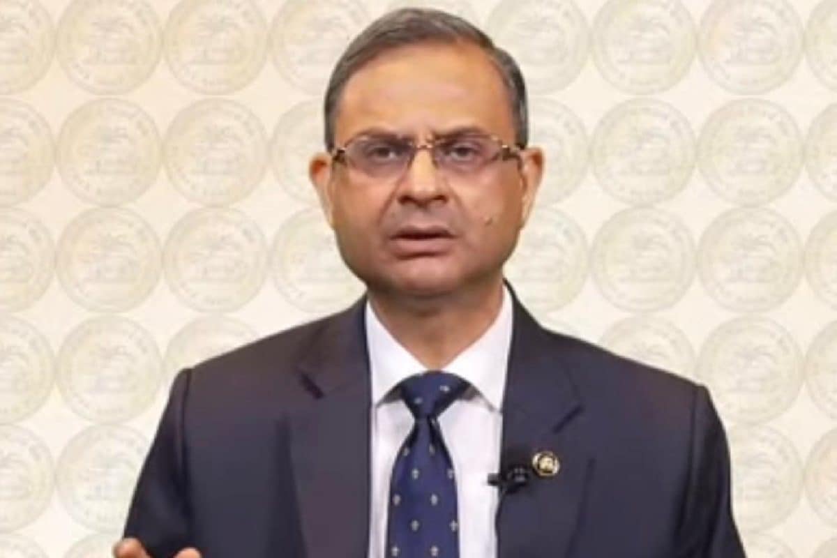 RBI Governor Malhotra Says It’s ‘Premature’ To Discuss Rate Hikes, Signals Wait-And-Watch Approach