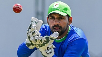 Sarfaraz Ahmed Appointed Pakistan's Test Head Coach Ahead of Bangladesh  Tour | Cricket News - News18