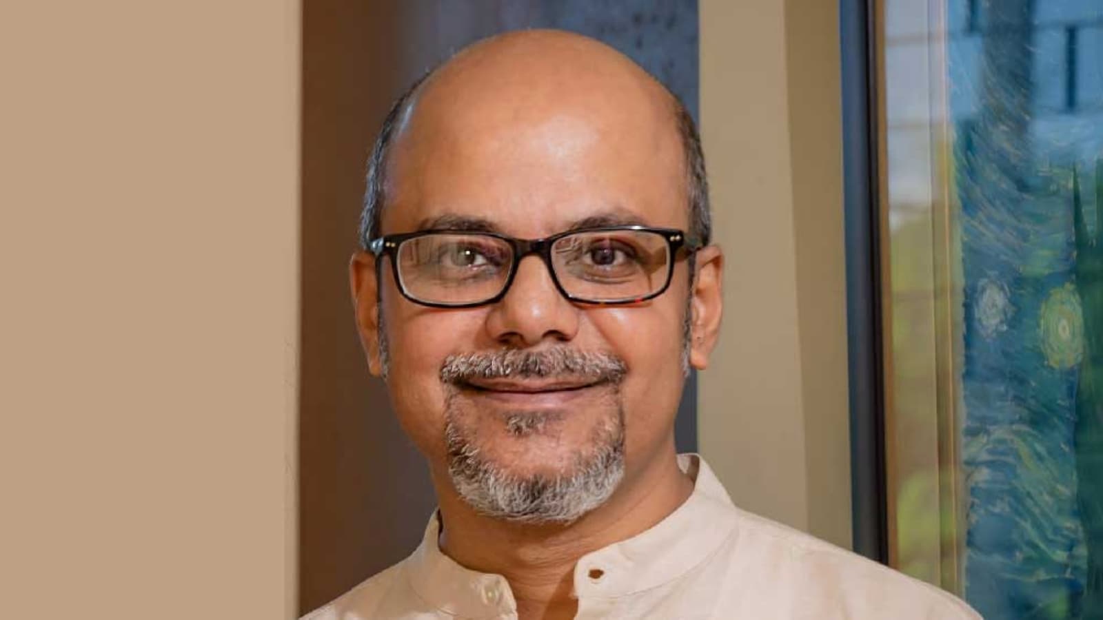 ‘Deliberate Misinformation’: Bengal CEO Fact-Checks ‘Fake News’ On Poet Srijato Bandyopadhyay’s Arrest