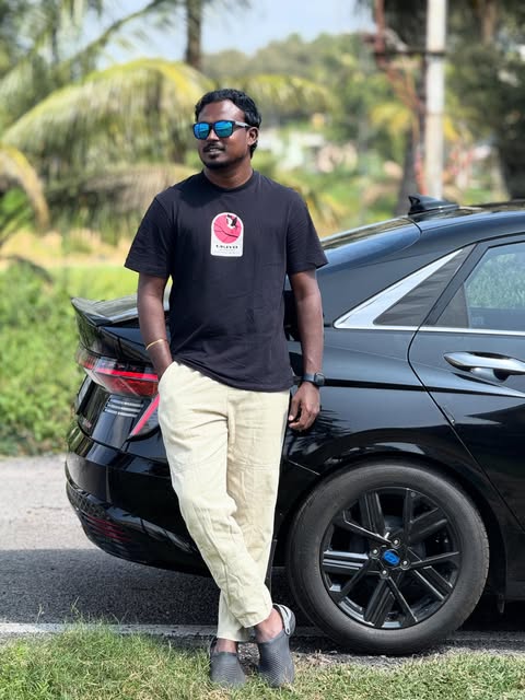 Instead of settling, Immanuel opted to build his skills from the ground up. He took up an internship where the pay was minimal (Rs 10,000), but the learning curve was steep. Itdemanded long hours, constant upskilling, and a willingness to start from scratch. It was during this phase that his foundation truly took shape.