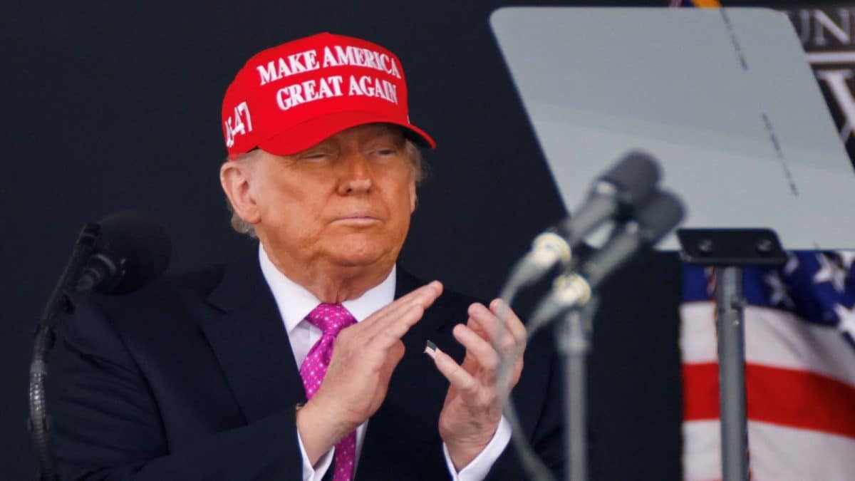 'Nonsense From White House': Republicans Angry With Trump's Pope Feud And Iran War