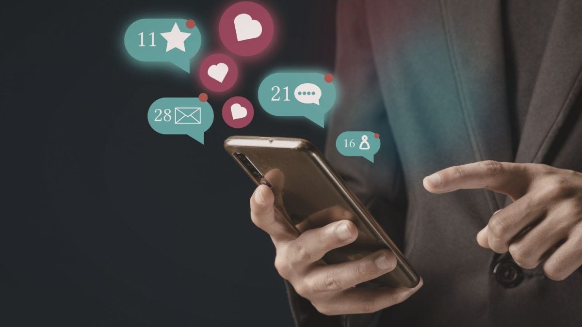 This Canadian Province Is Set To Ban Social Media, AI Chatbots For Youth Under 16