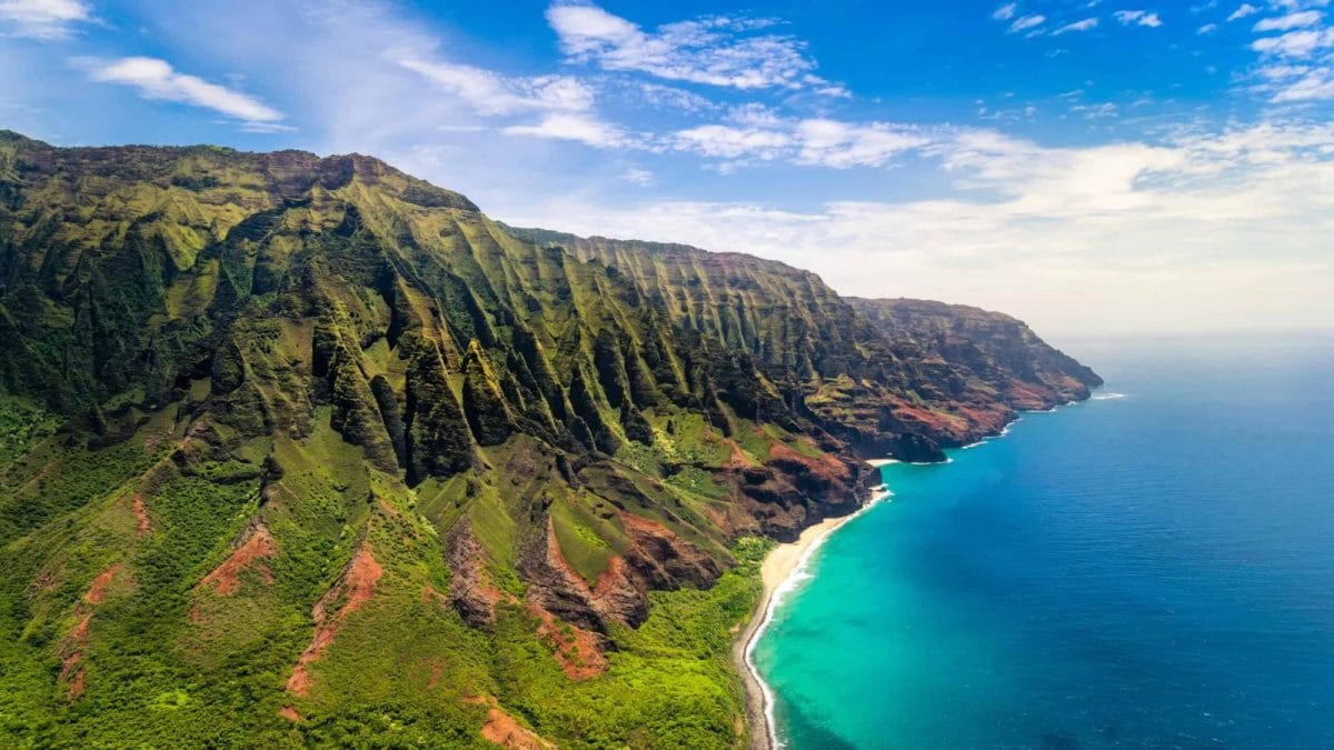 The Hawaiian Islands Are Moving Every Year, Just Too Slowly To Notice