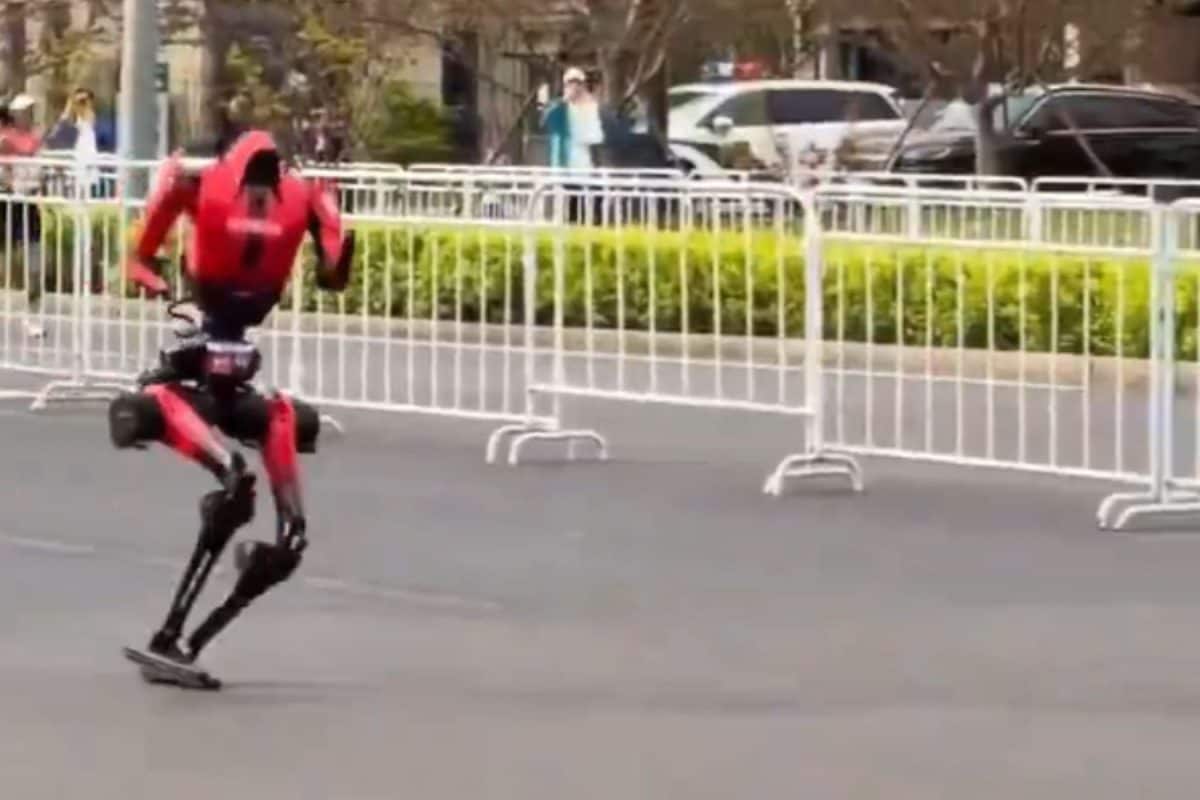 AI On Run: Chinese Humanoid Robots Outrun Humans In Beijing Half-Marathon