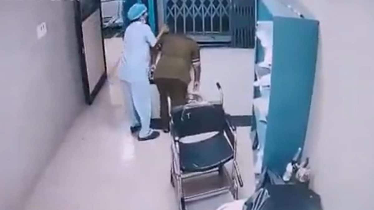 Nashik Woman Critically Injured After Head Trapped In Hospital Lift | On Cam